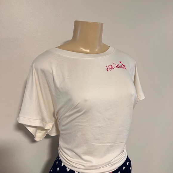 Betsey Johnson Women's two-piece pyjama set - Picture 3 of 7